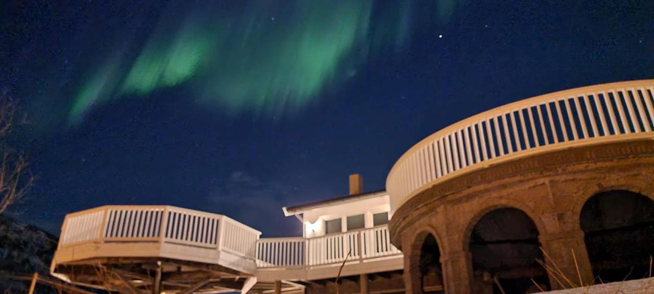 الشقق الفندقية Stonglandseidetفي  Senja Living المظهر الخارجي الصورة