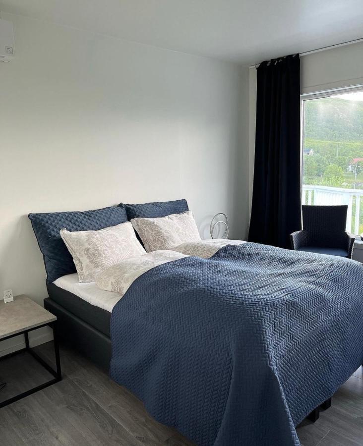 الشقق الفندقية Stonglandseidetفي  Senja Living المظهر الخارجي الصورة
